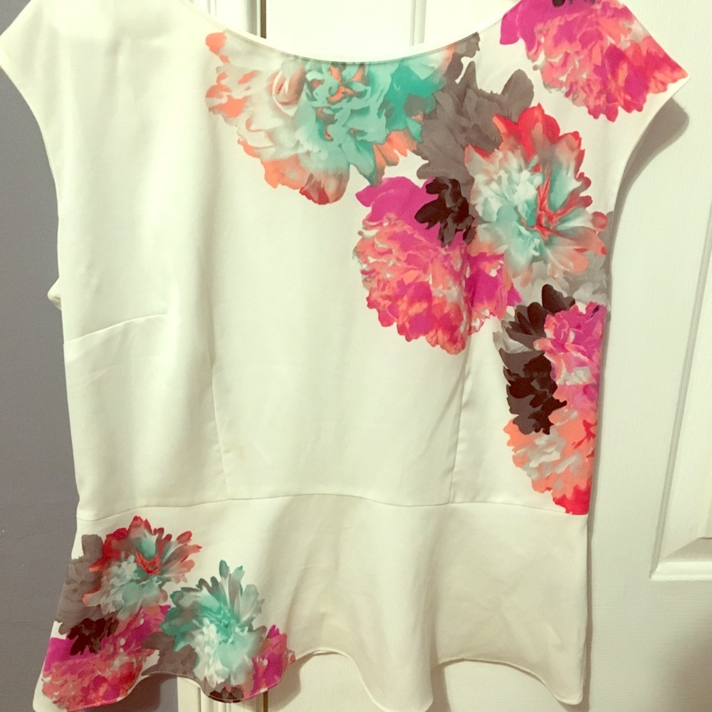 New top-never worn